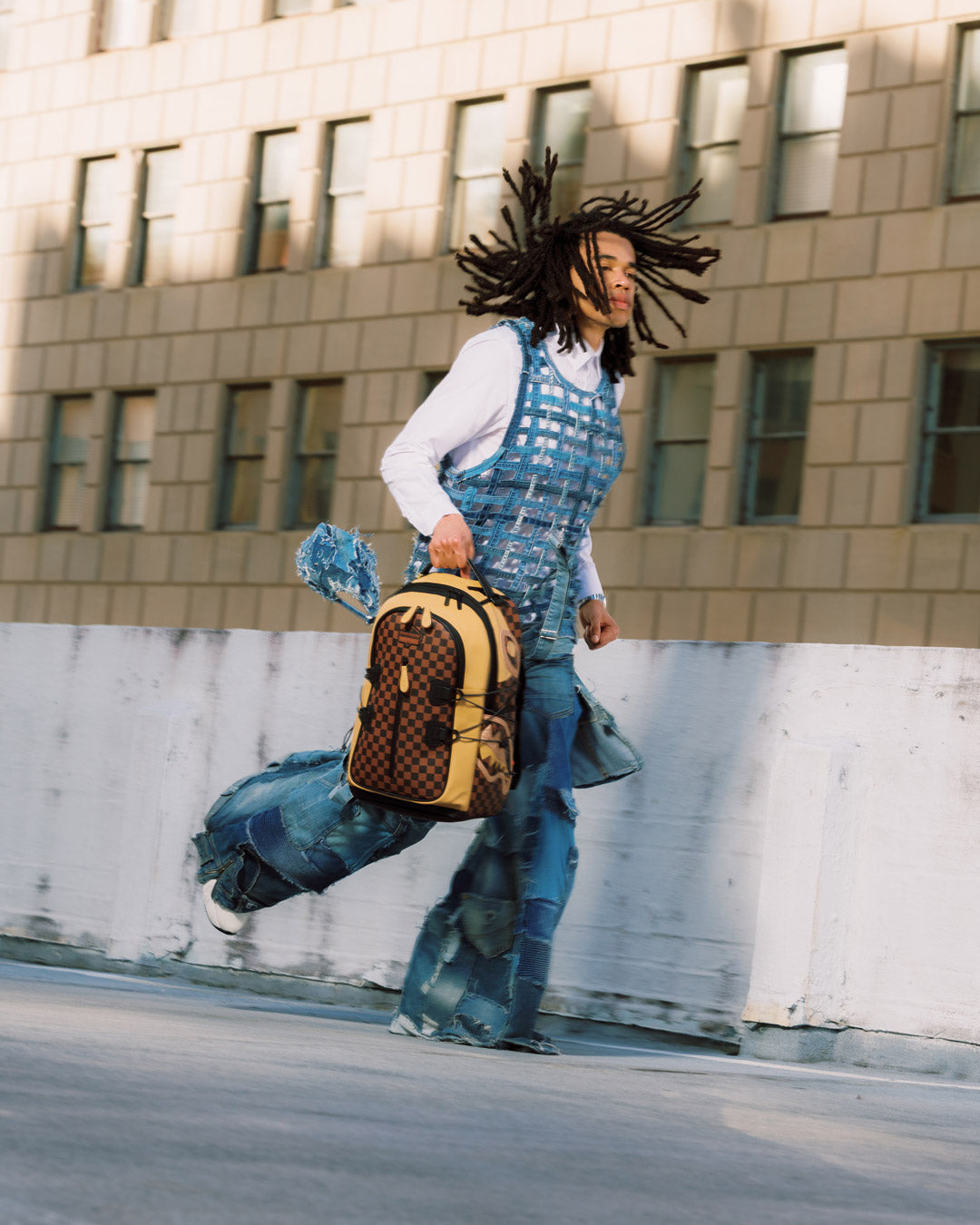 LUXE VAULT CITY HIKER BACKPACK