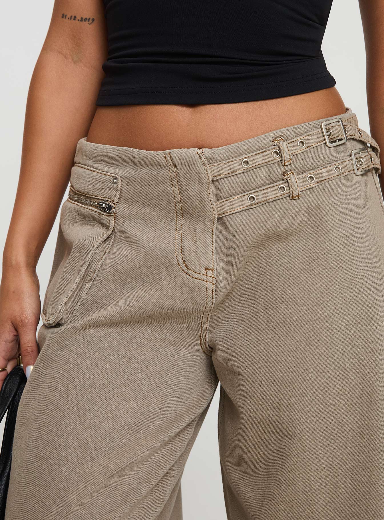 Paltrow Cargo Jeans Washed Brown Petite
